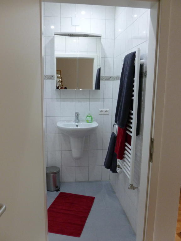 Altes Vogtshaus Hotel Weil am Rhein Kamer foto
