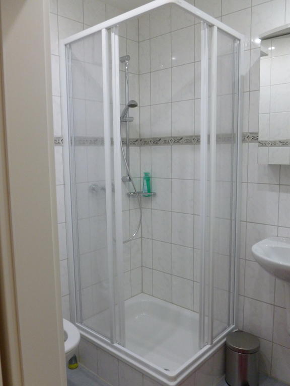 Altes Vogtshaus Hotel Weil am Rhein Kamer foto